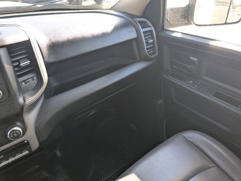 Used 2020 RAM 5500 Tradesman w/ Chrome Appearance Group image 19