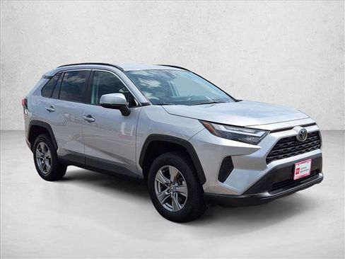 Certified 2024 Toyota RAV4 XLE AWD/4WD image 3