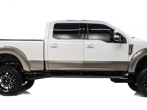 Used 2018 Ford F250 King Ranch image 6