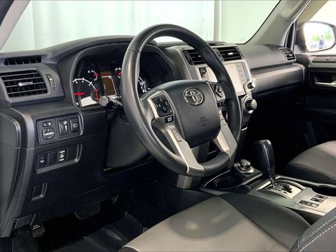Used 2020 Toyota 4Runner SR5 Premium AWD/4WD image 14