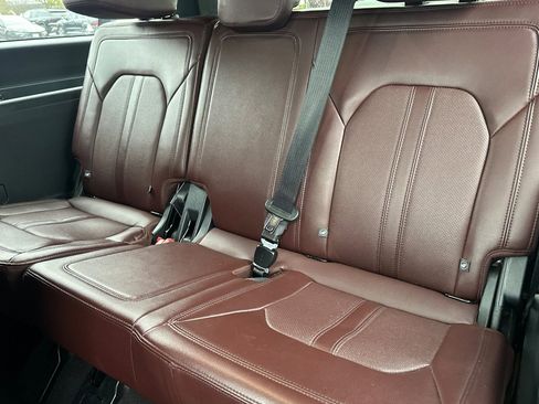 Used 2024 Ford Expedition Max Limited image 18