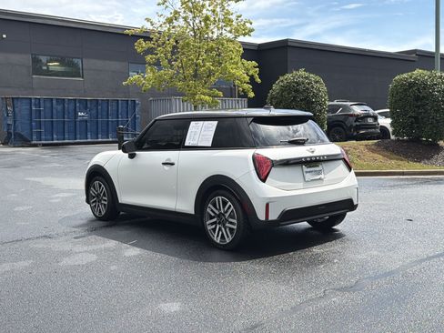 Certified 2026 MINI Cooper 2-Door Hardtop FWD image 15