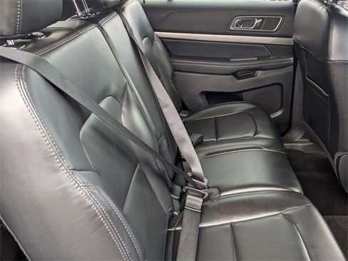 Used 2019 Ford Explorer XLT w/ Equipment Group 202A image 28