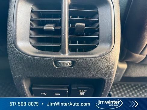 Used 2019 Jeep Cherokee Trailhawk w/ Cold Weather Group AWD/4WD image 15