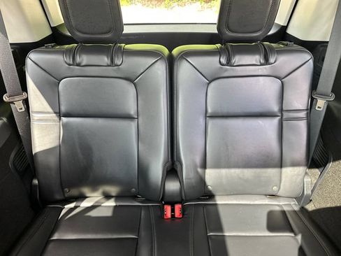 Used 2025 Lincoln Aviator AWD image 20
