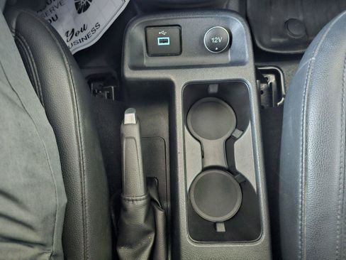 Used 2019 Ford Transit Connect XL image 27