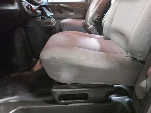 Used 2014 Chevrolet Express 3500 w/ Shuttle Bus Package image 9