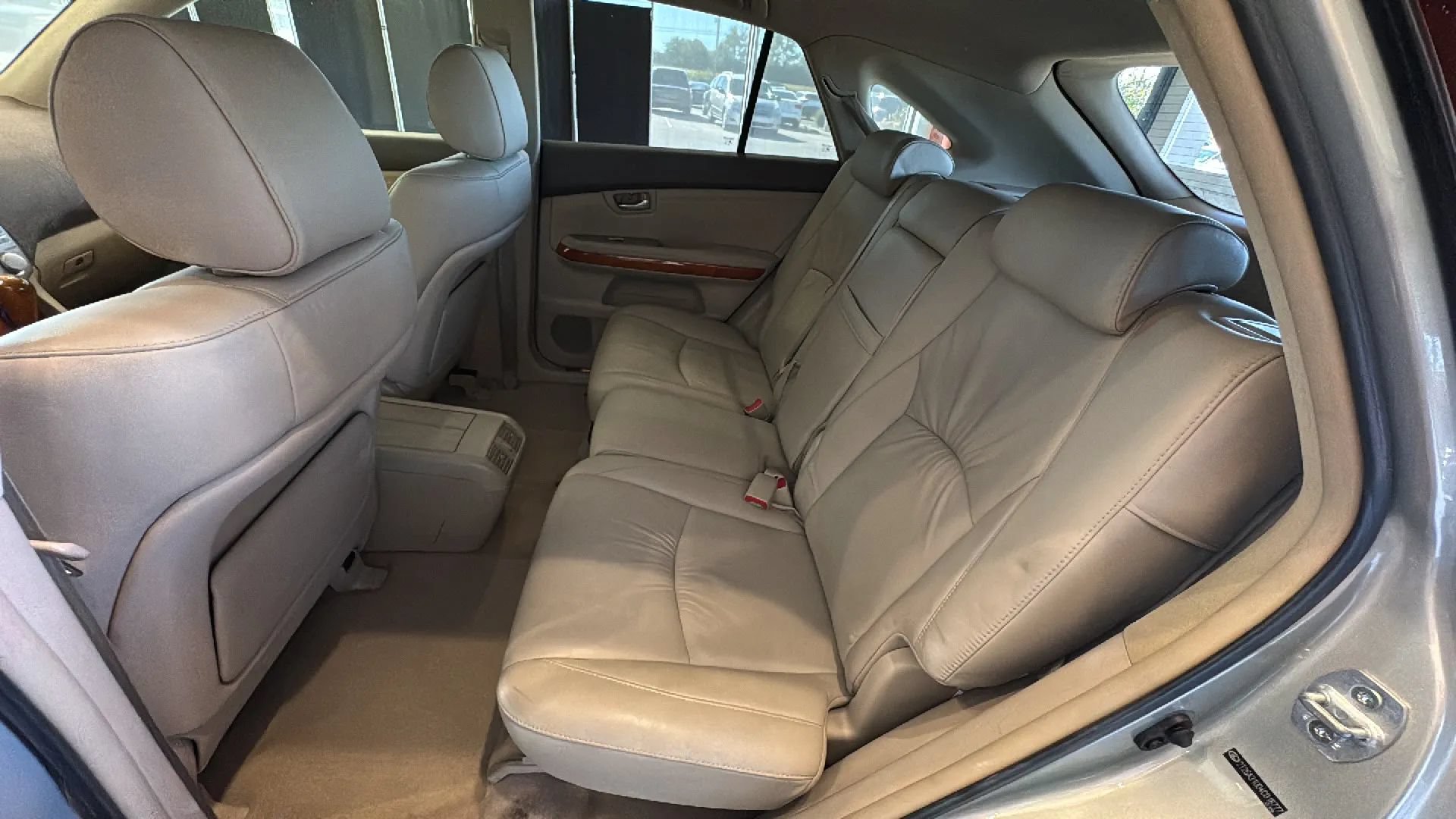 Used 2004 Lexus RX 330 w/ Premium Plus Pkg FWD image 30