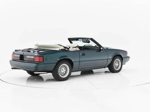 Used 1990 Ford Mustang LX image 4