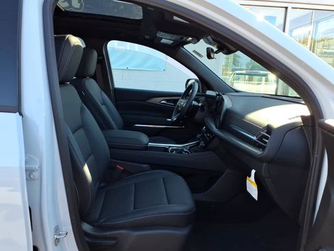 Used 2026 Chevrolet Traverse LT w/ Sun and Wheel Package AWD/4WD image 21