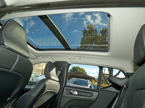 New 2026 Volvo XC40 B5 Plus w/ Protection Package Premier image 22