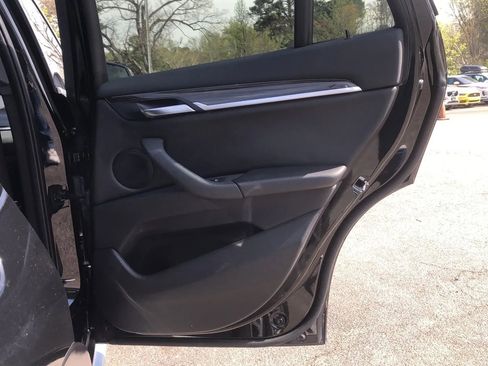 Used 2018 BMW X1 xDrive28i image 12
