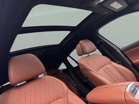 New 2026 BMW X6 M60i image 32