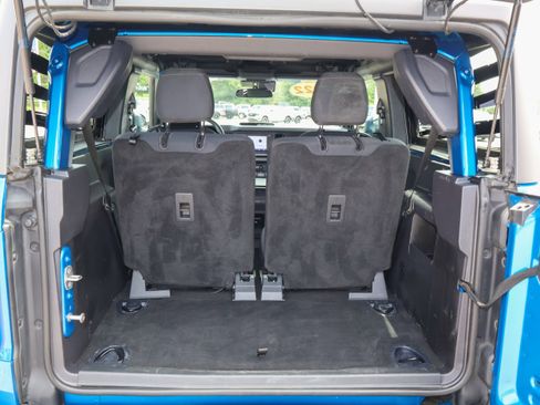 Used 2022 Ford Bronco 2-Door AWD/4WD image 10
