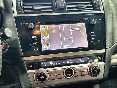 Used 2017 Subaru Outback 2.5i Touring image 21