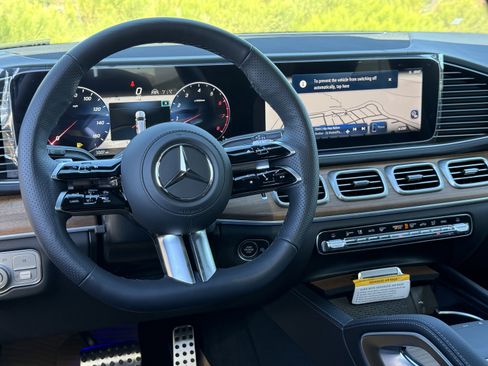 New 2025 Mercedes-Benz GLS 450 4MATIC image 28