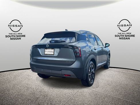 Used 2026 Nissan Kicks SV w/ Cold Weather Package AWD/4WD image 5