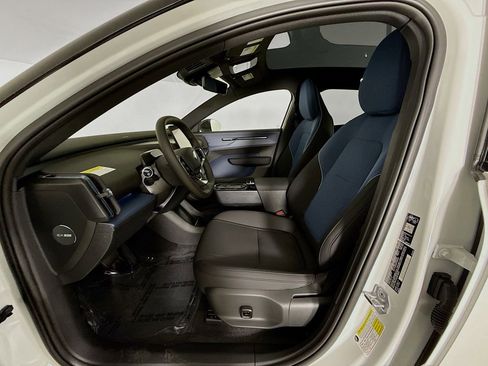 New 2026 Volvo EX30 Plus w/ Climate Package image 20