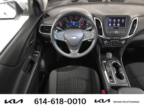 Used 2023 Chevrolet Equinox LT AWD/4WD image 16