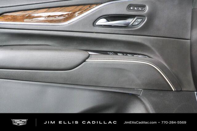 Used 2023 Cadillac Escalade ESV Sport Platinum w/ LPO, ONYX Package AWD/4WD image 6