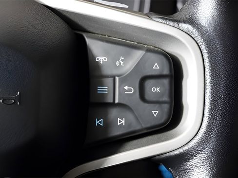 Used 2022 Ford Bronco Badlands image 19