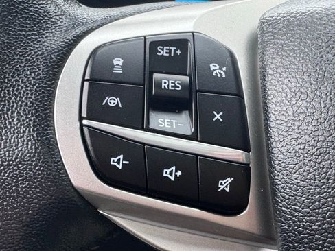 Certified 2022 Ford Explorer Limited w/ Equipment Group 301A AWD/4WD image 43