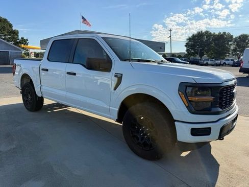 Used 2025 Ford F150 STX AWD/4WD image 3