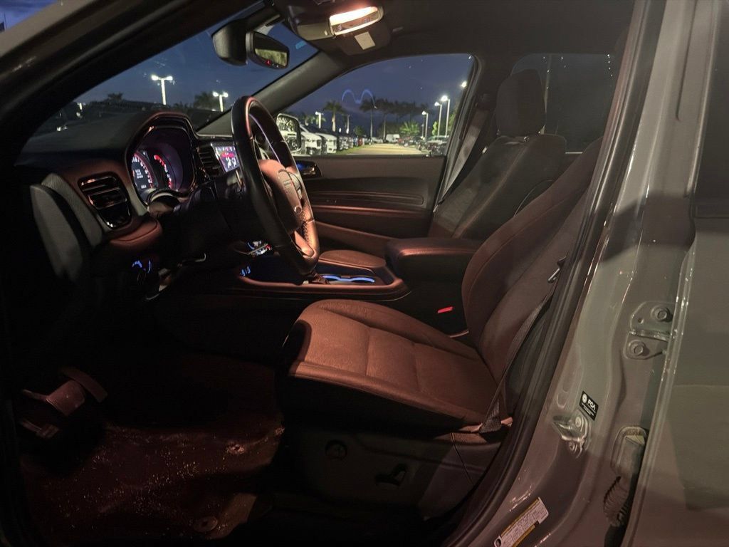 Used 2025 Dodge Durango GT AWD/4WD image 5