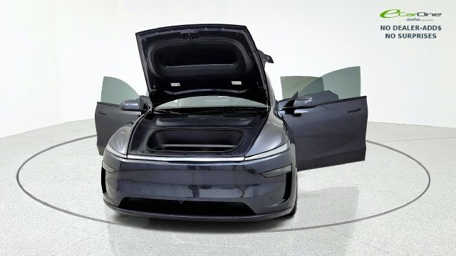 Used 2026 Tesla Model Y AWD image 12
