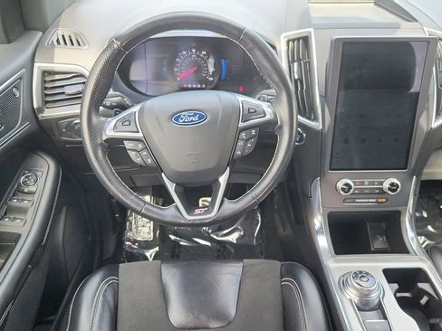 Used 2022 Ford Edge ST AWD/4WD image 11