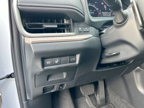 Used 2024 Toyota Grand Highlander AWD image 39