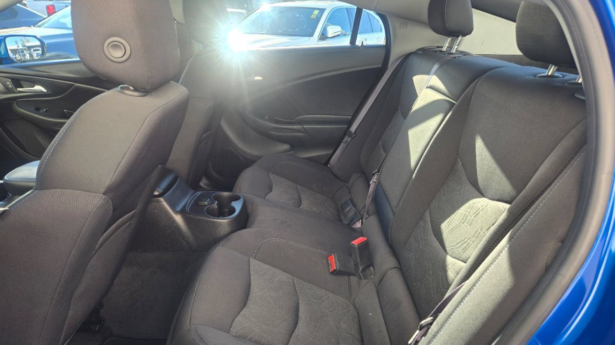 Used 2017 Chevrolet Volt LT FWD image 10