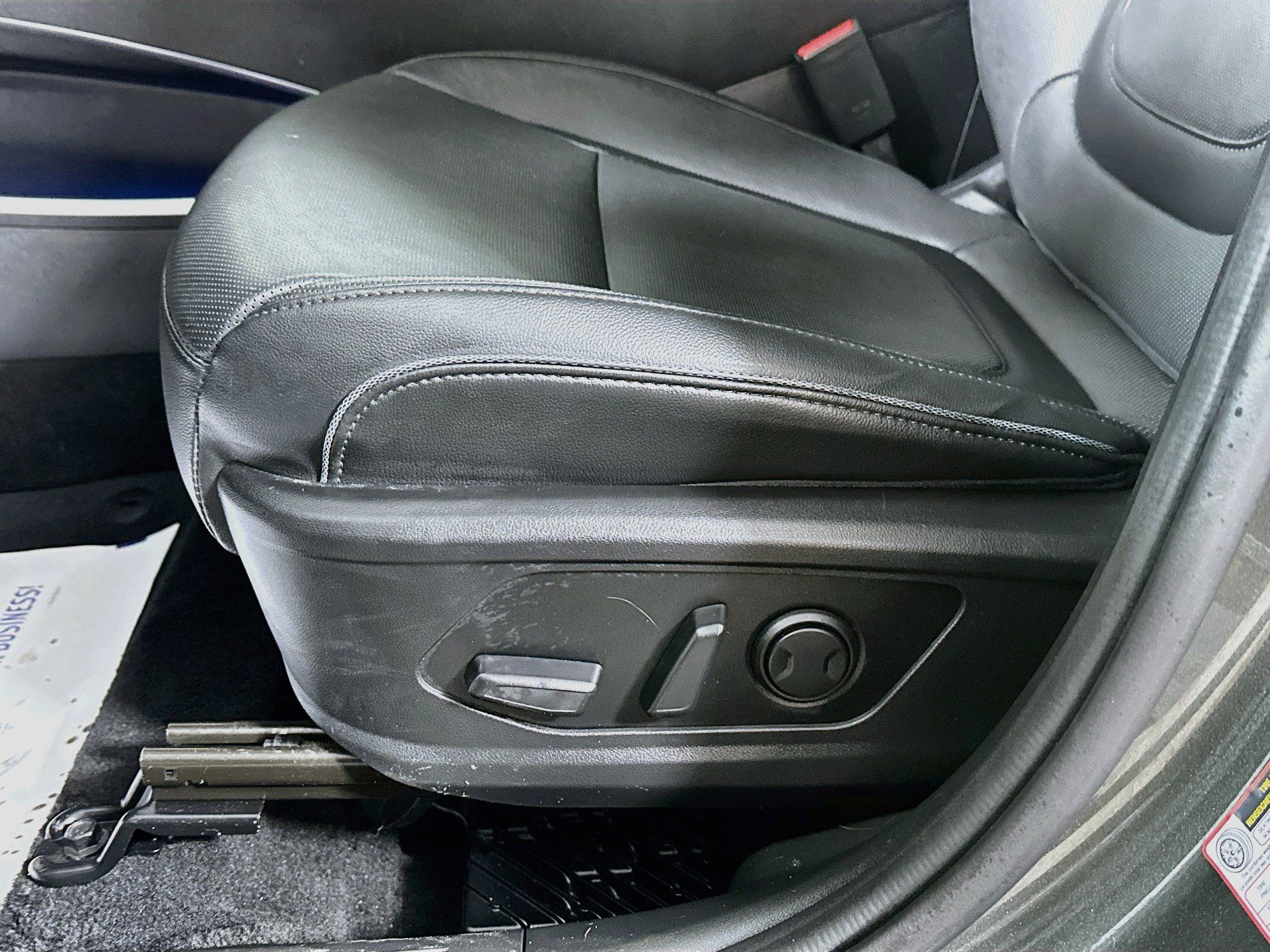 Used 2023 Hyundai Tucson Limited w/ Cargo Package AWD/4WD image 20