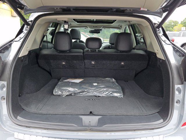 Used 2023 Nissan Murano SL w/ SL Moonroof Package FWD image 13