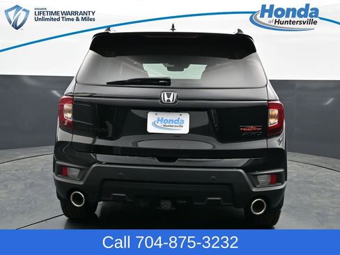 Used 2023 Honda Passport TrailSport image 7