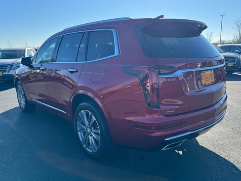 Used 2021 Cadillac XT6 Premium Luxury image 5