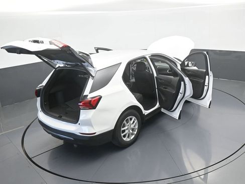 Used 2023 Chevrolet Equinox LT image 74