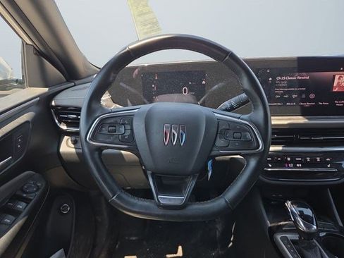 Used 2024 Buick Envista Avenir FWD image 12