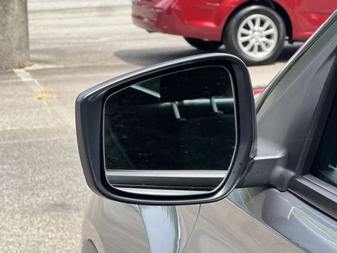 Used 2025 Nissan Kicks Play S FWD image 28