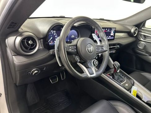 Used 2024 Alfa Romeo Tonale Veloce image 13
