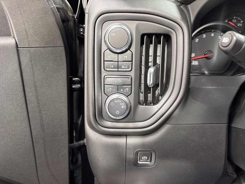 Used 2023 GMC Sierra 1500 Pro w/ Graphite Edition AWD/4WD image 27