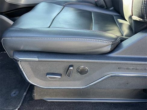 Used 2023 Ford F150 Lariat w/ Equipment Group 502A High image 29