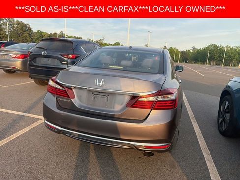 Used 2016 Honda Accord EX image 9
