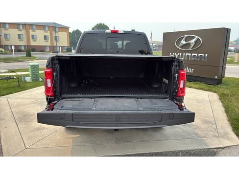 Used 2022 Ford F150 XLT w/ Equipment Group 302A High AWD/4WD image 9