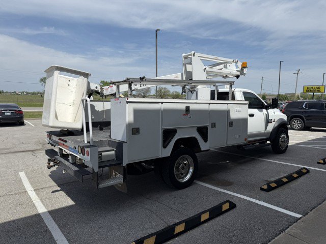 Used 2013 RAM 4500 Tradesman w/ PWR & Remote Entry Group RWD image 3
