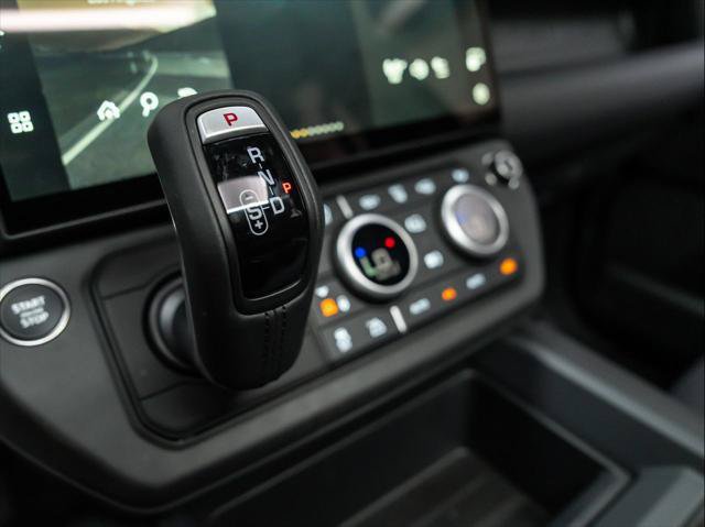 New 2026 Land Rover Defender 110 X-Dynamic SE AWD/4WD image 27