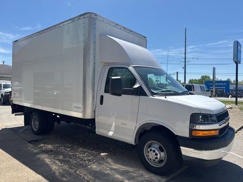 New 2025 Chevrolet Express 3500 w/ Power Convenience Package RWD image 3