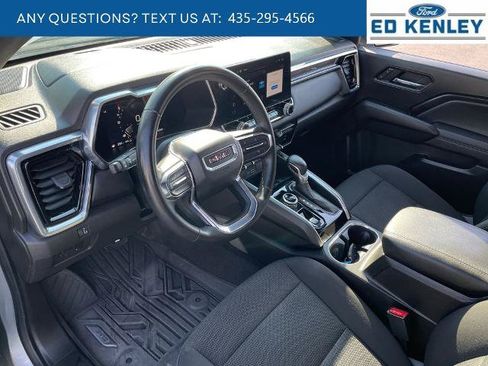 Used 2023 GMC Canyon Elevation w/ Convenience Package AWD/4WD image 4