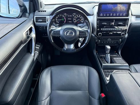 Used 2023 Lexus GX 460 Premium image 28