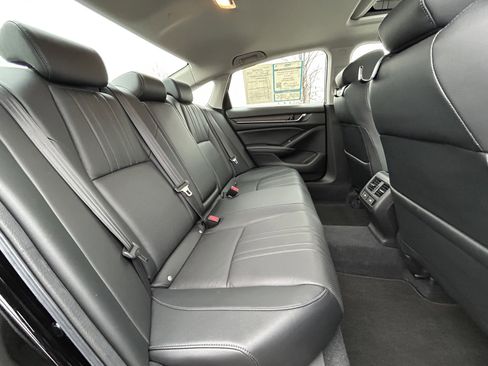 Used 2022 Honda Accord EX-L image 17